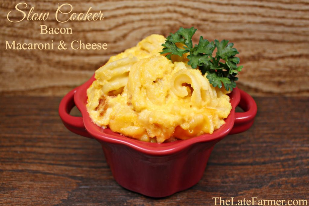 Slow Cooker Bacon Macaroni and Cheese